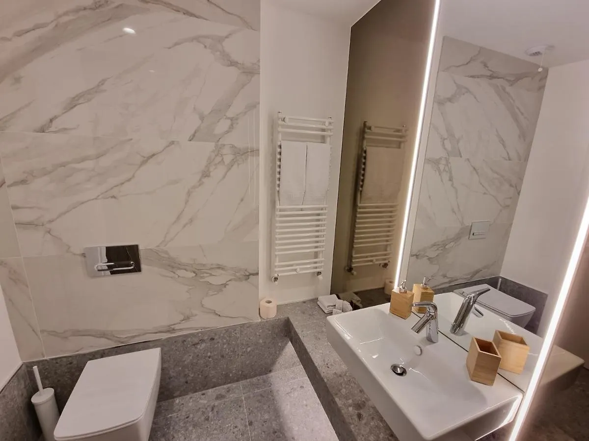 Suite Apartments Business District Of 布加勒斯特
