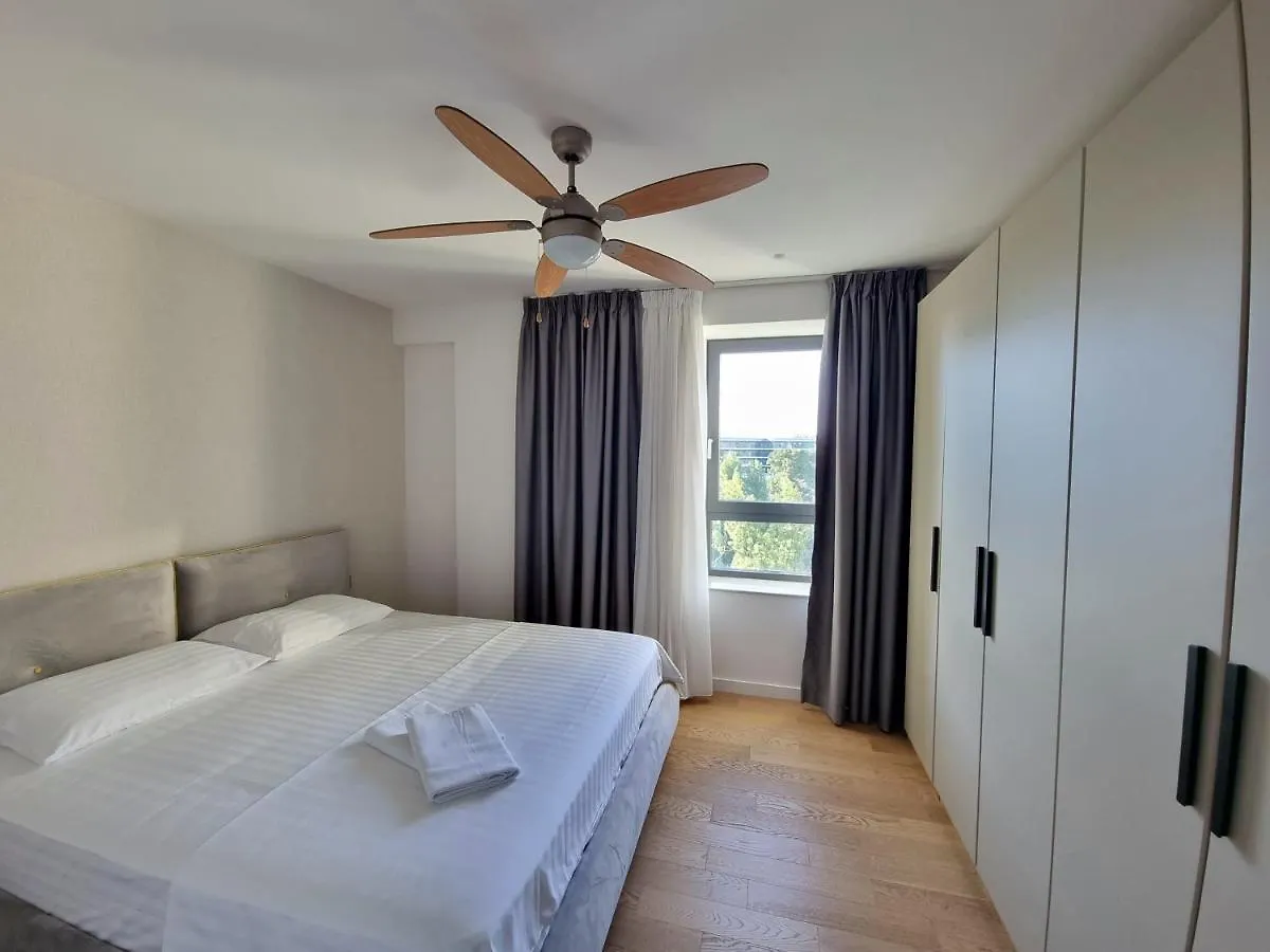 Suite Apartments Business District Of 布加勒斯特