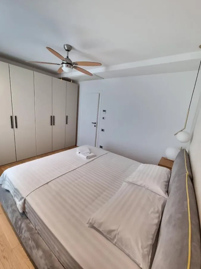 Suite Apartments Business District Of Bucureşti